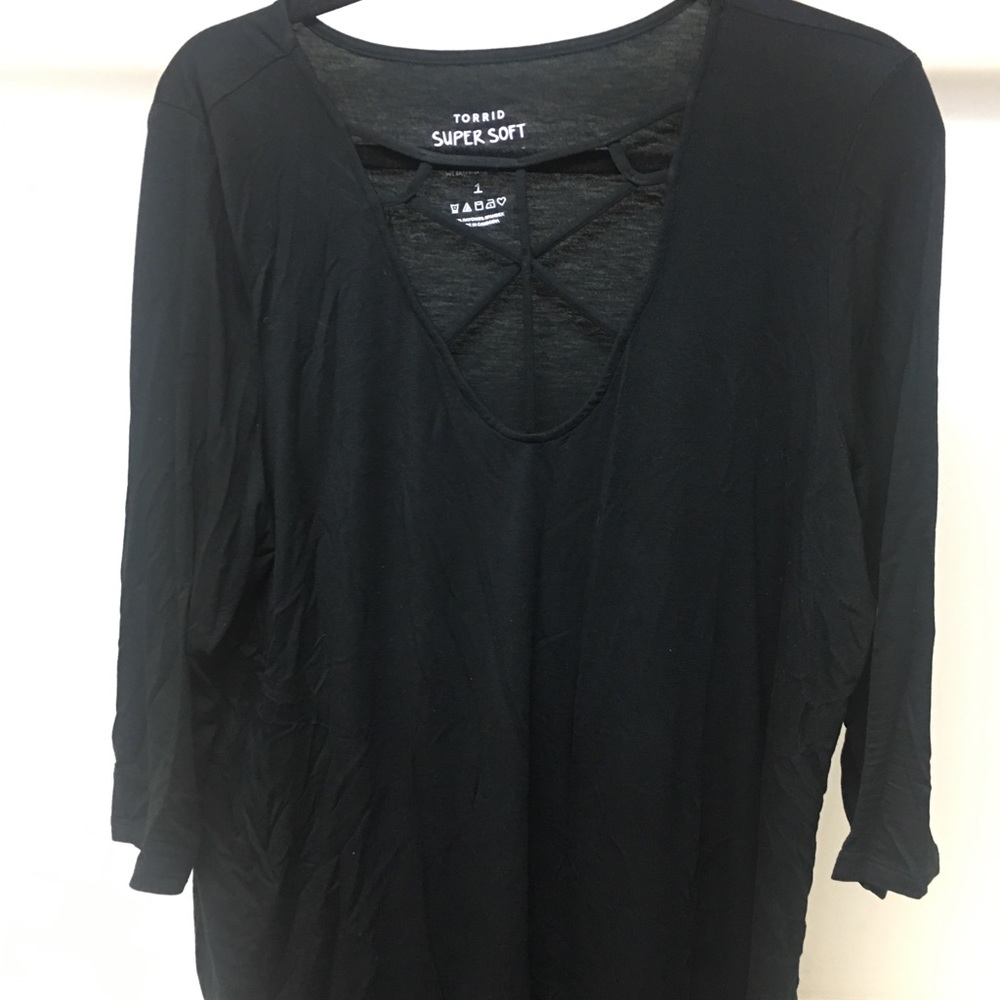 Torrid black tunic size 1